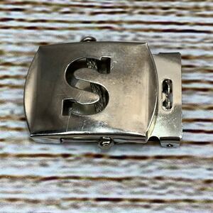 Initial "S" Belt Buckle Silver Tone Letter S Vintage Fashion Accessory‎